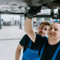 DSG: Wymiana oleju co 60 000 km? Poznaj prawdę i koszty!