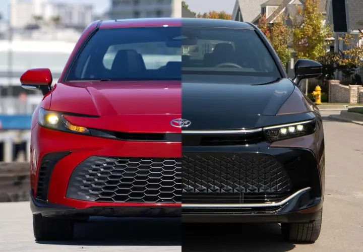Dwa nowe modele Toyota Crown: jeden czerwony, błyszczący, drugi czarny, elegancki, z charakterystycznym grillem i światłami LED.