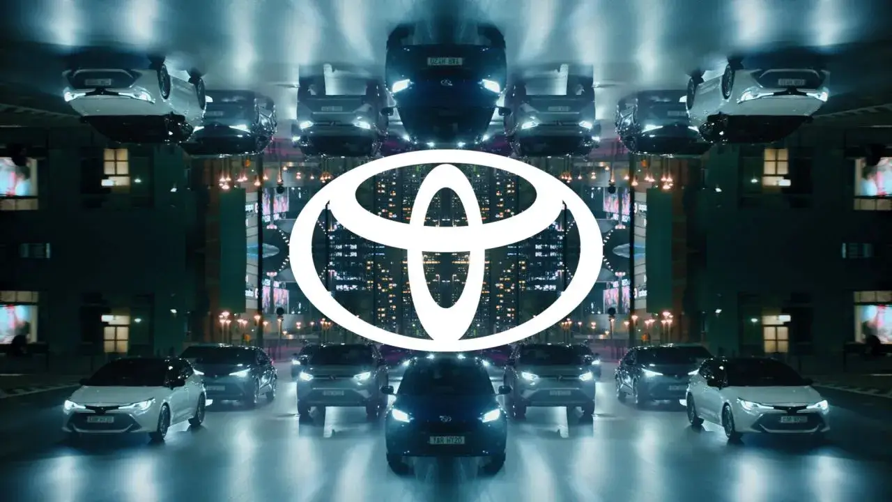 Logotypy producentów opon współpracujących z Toyotą