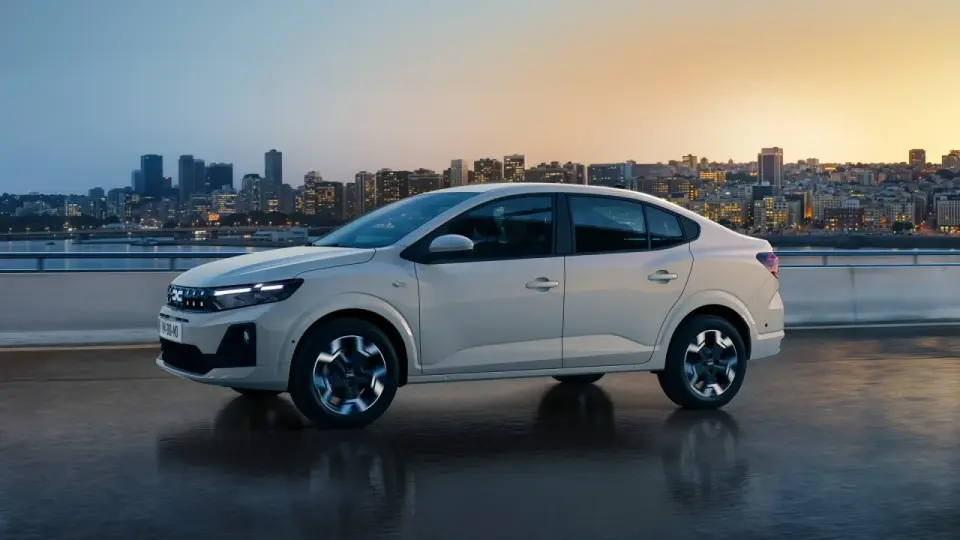 Dacia SuperNova - pomost między Novą a Loganem